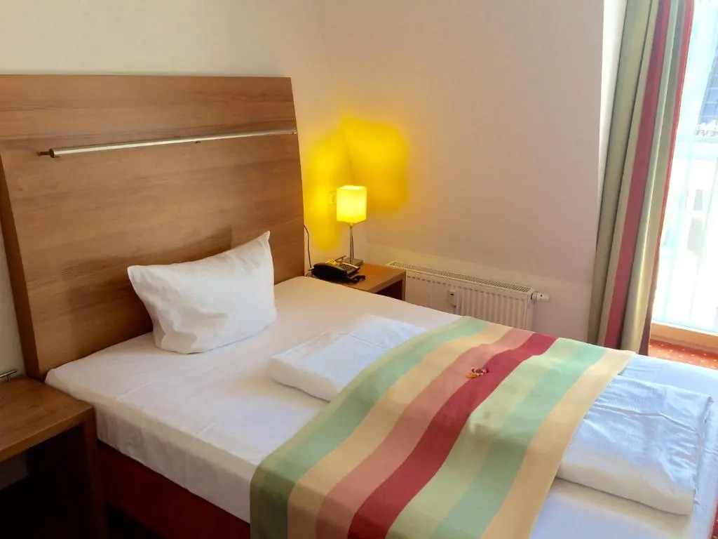 Ambert Berlin (только для женщин)