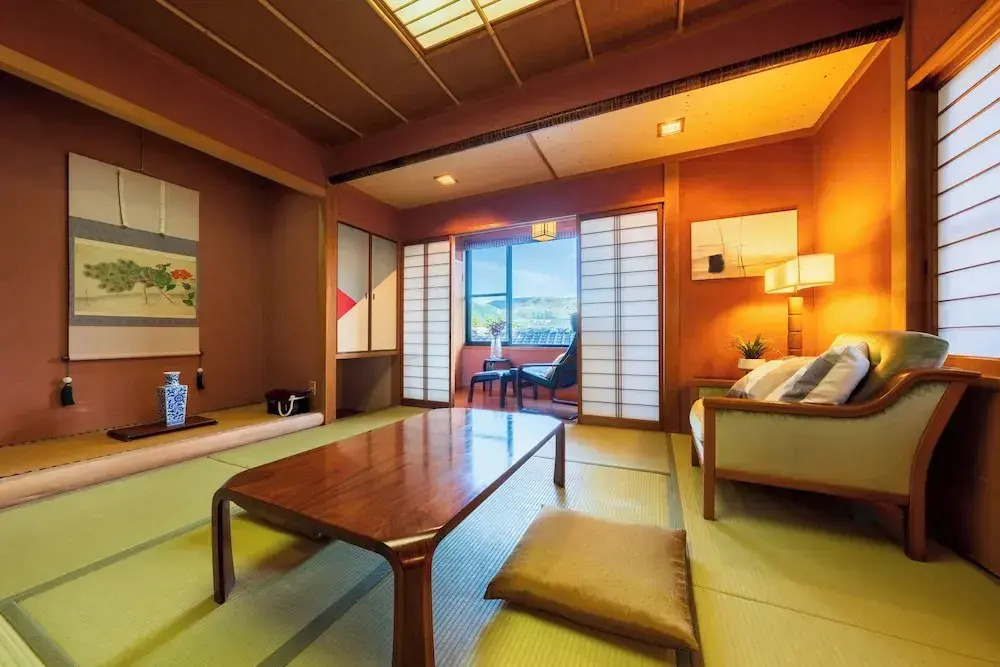 旅館 はちすの糸 Ryokan HachisunoIto