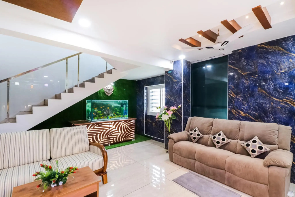 OYO 48327 Hotel Royal Mahalakshmi Inn