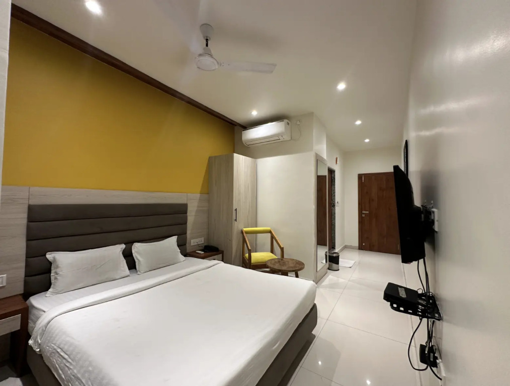 AB Hotel and Restaurant
