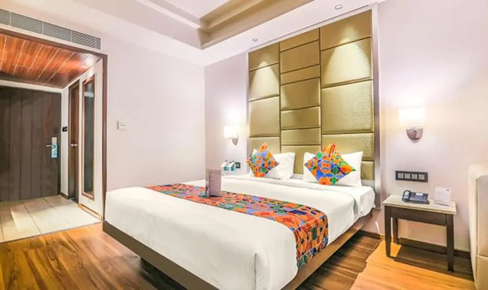 Fabhotel Aroma's House