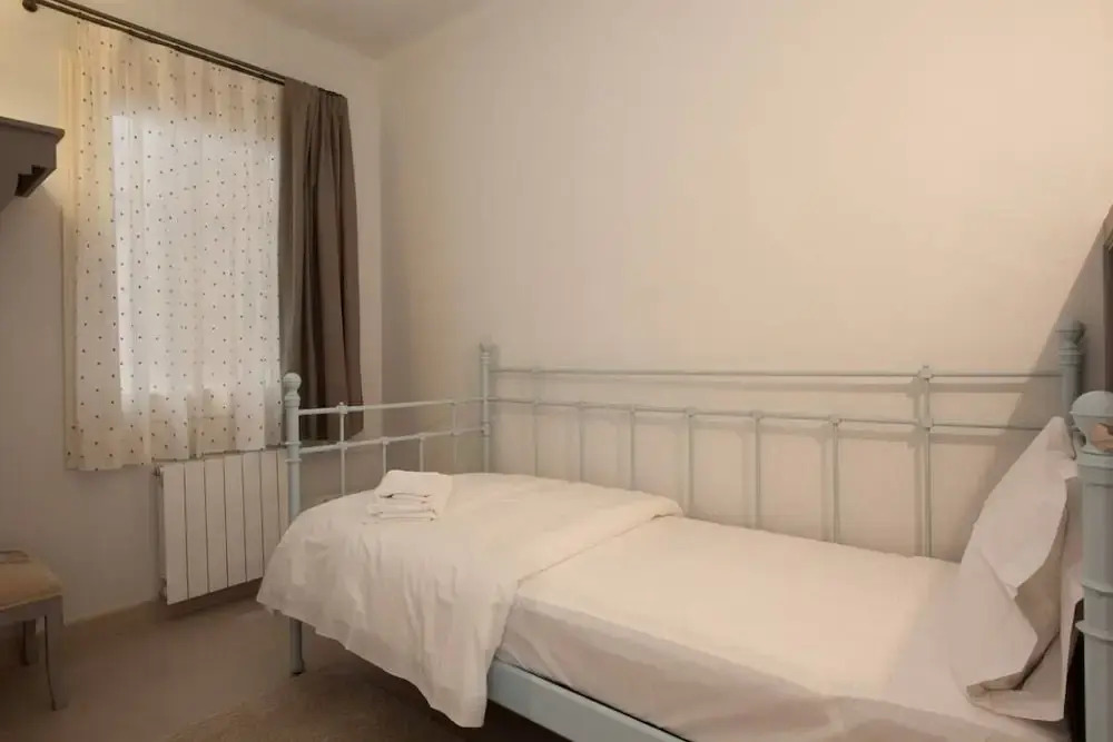 Cosy 4bdr in Exiample, 10mins to Plaza Catalunya