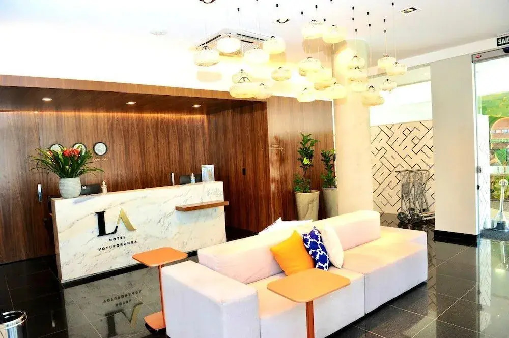 LA HOTEL VOTUPORANGA
