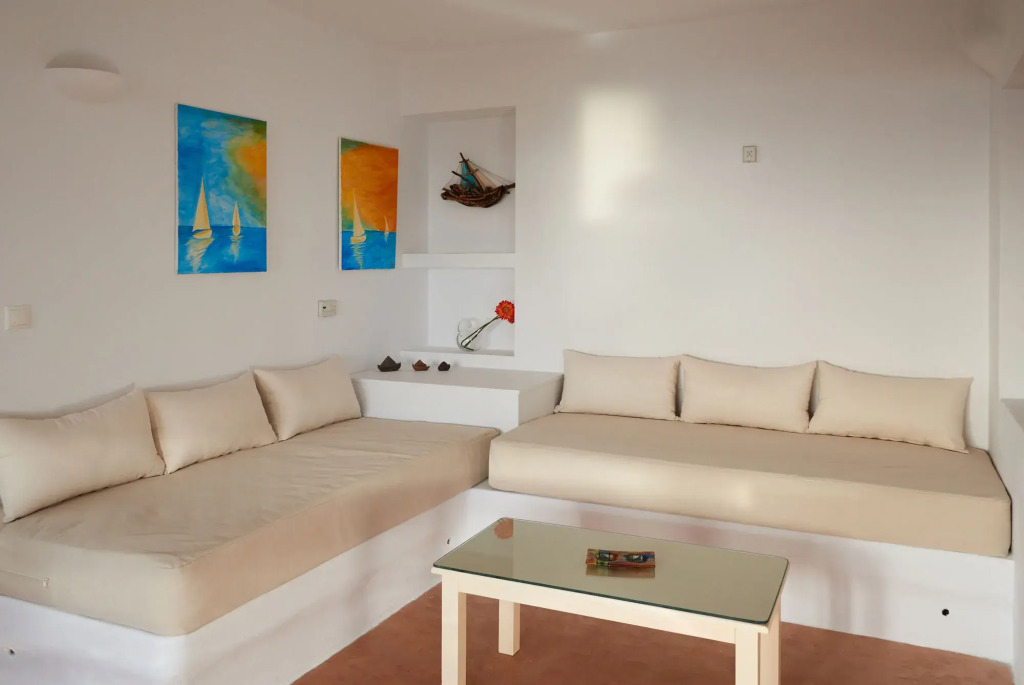 Zatrikion Santorini Villas