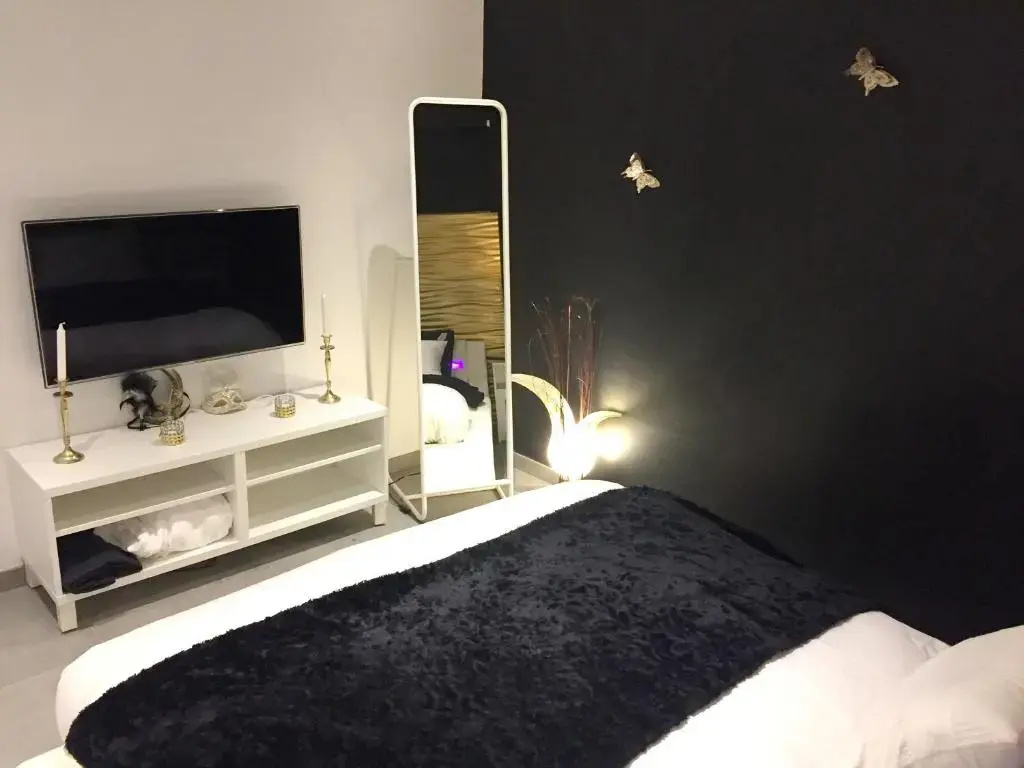 House With one Bedroom in Tournai, With Enclosed Garden and Wifi