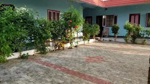 Srinivasa Residency