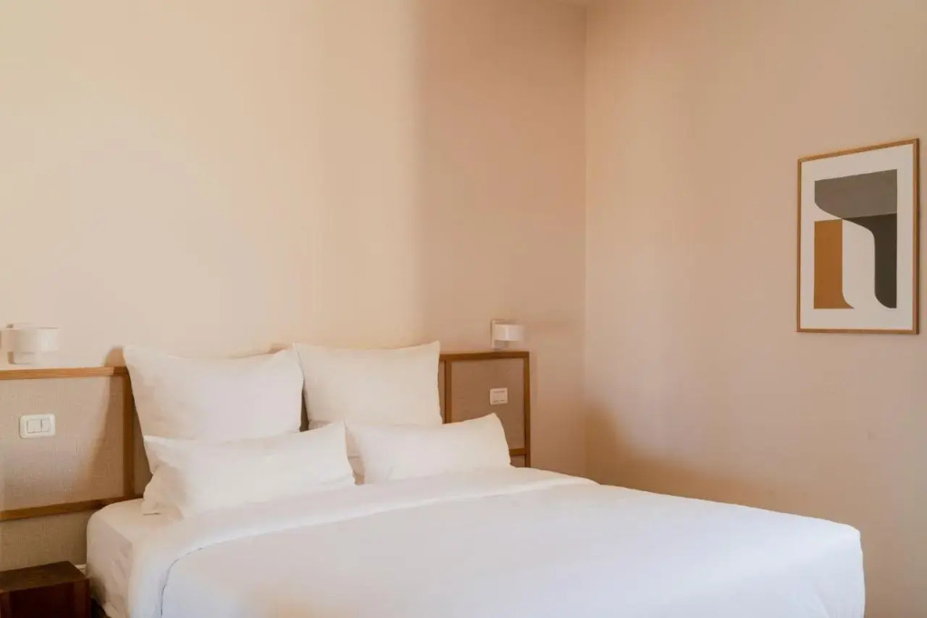 Aethos Hotel Saragano