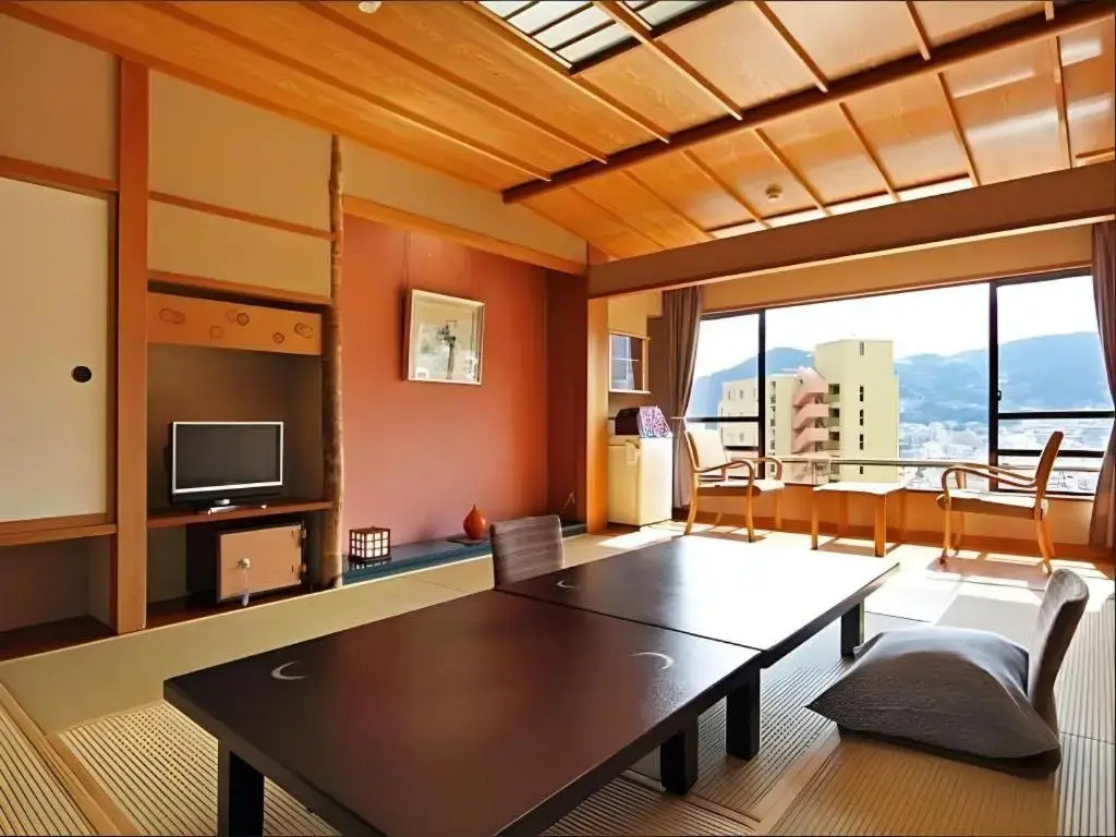 Tsukinosumika Atami Juraku Hotel