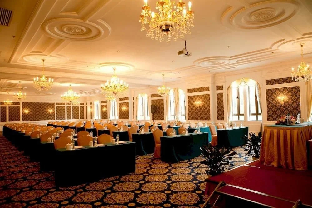 Shanghai Ashford Castle Hotel