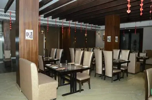 Hotel Aroma Inn