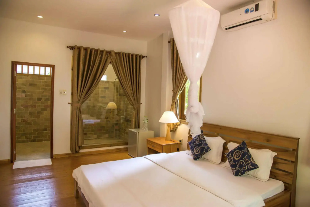 Coco Palm Beach Resort