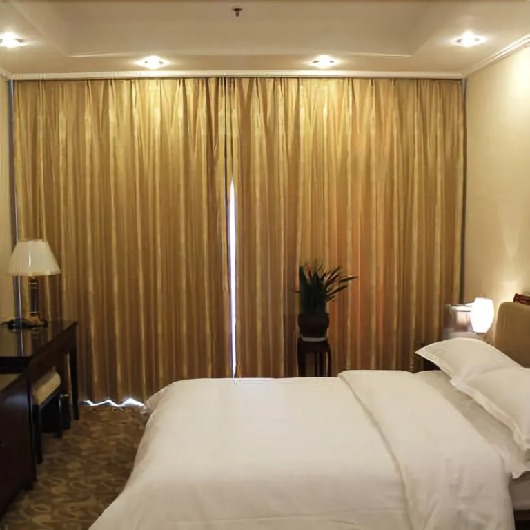 Yibin Hotel