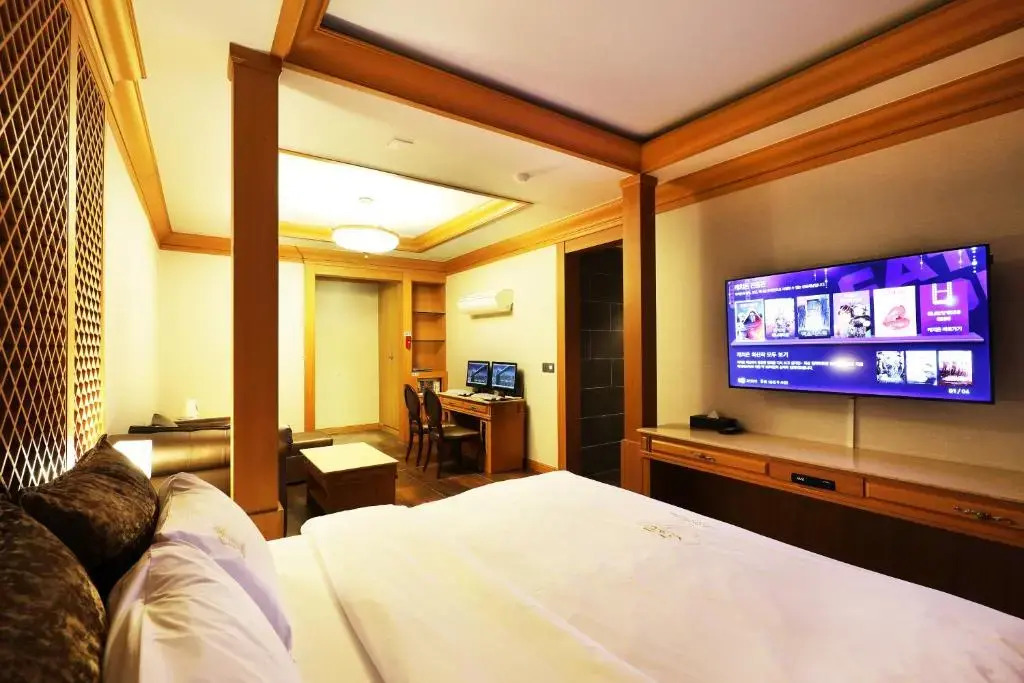 Bucheon SR Hotel