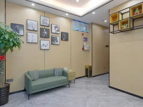 Yiyi Chain Hotel (Kunshan High-speed Railway South Station Wuyue Plaza Branch)