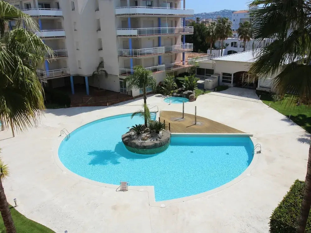 Apartment Complex With Communal Pool in Santa Margarita