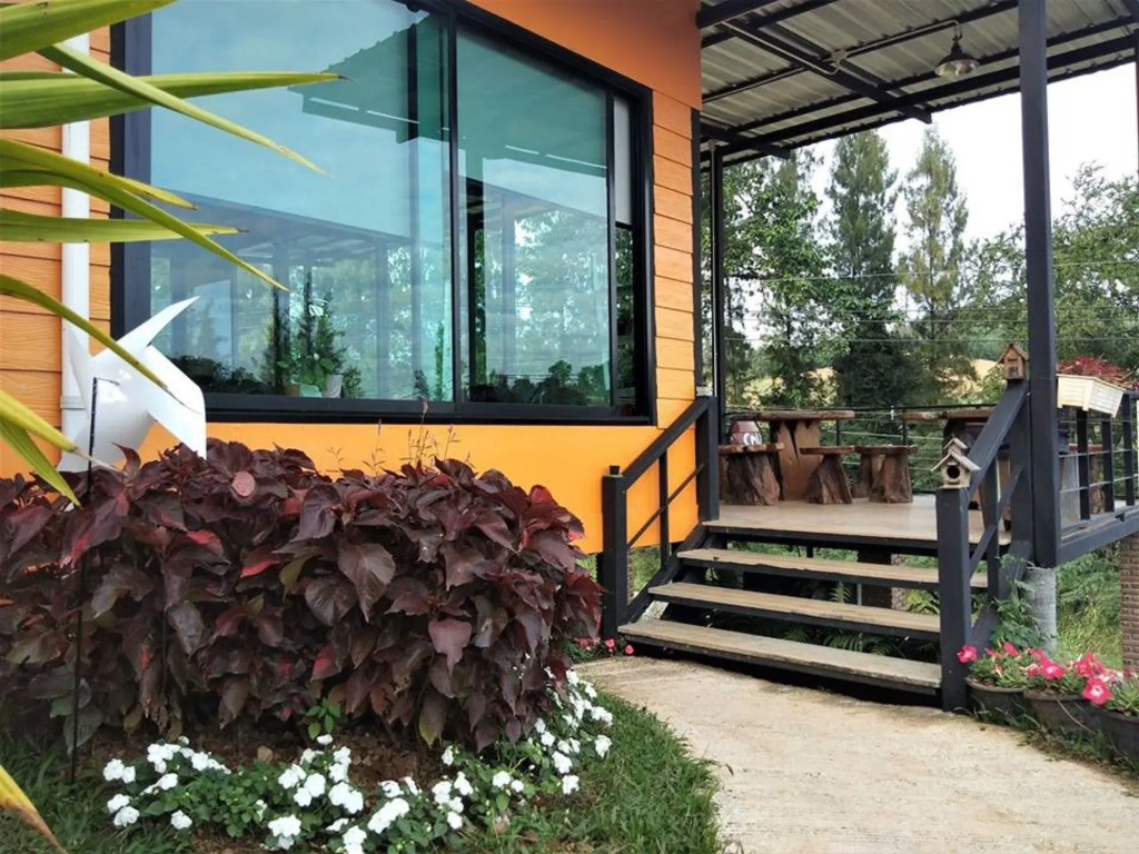 Silathong Coffee and Flower