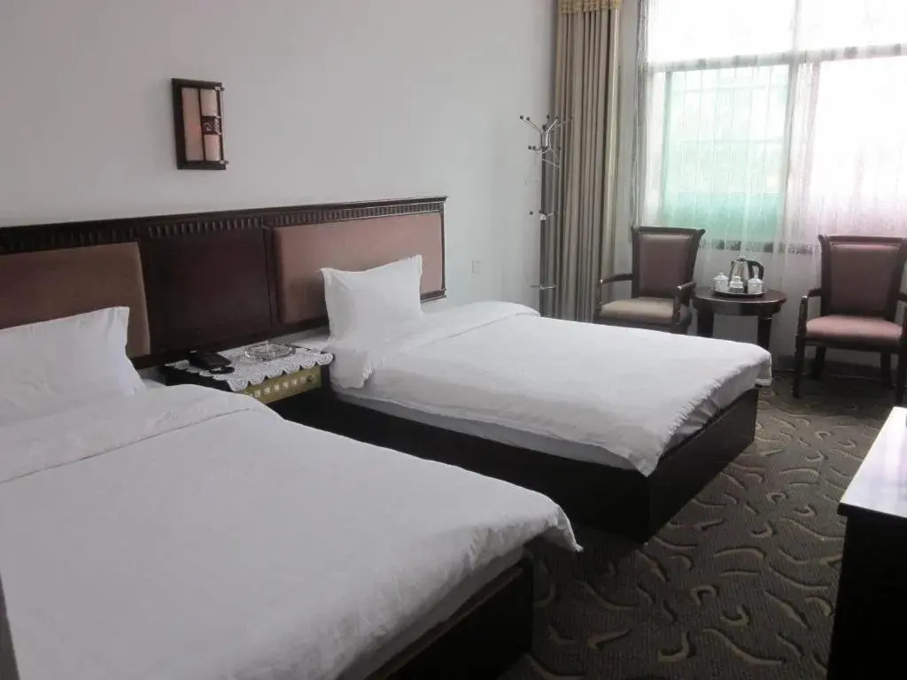 Qingshan Inn