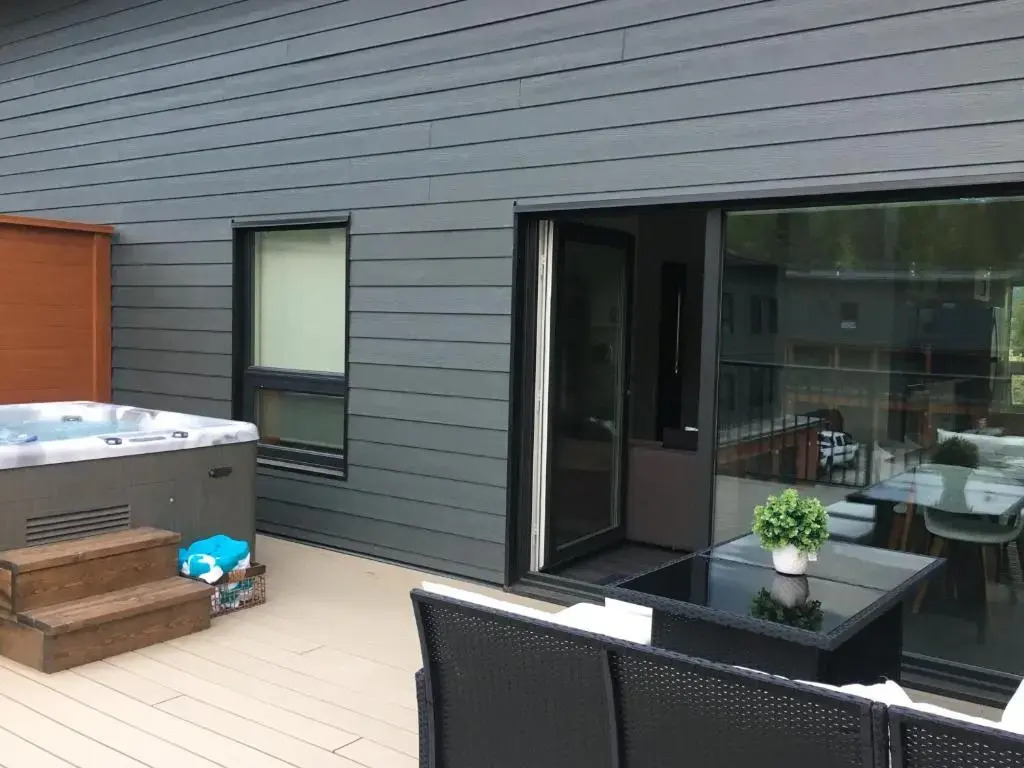 The Revy Den by Revelstoke Vacations