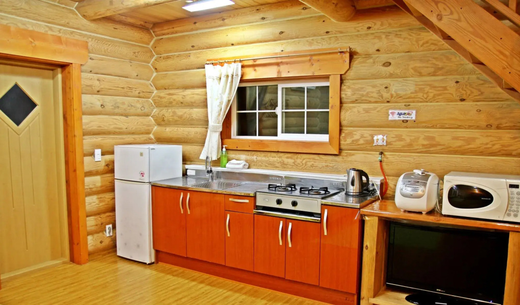 Jungmun Log Pension & Resort