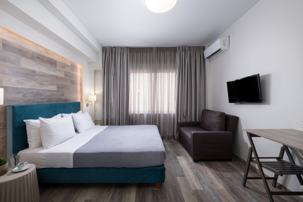 Enattica Syntagma Living