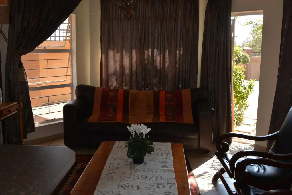 Sunset Ridge Guest House