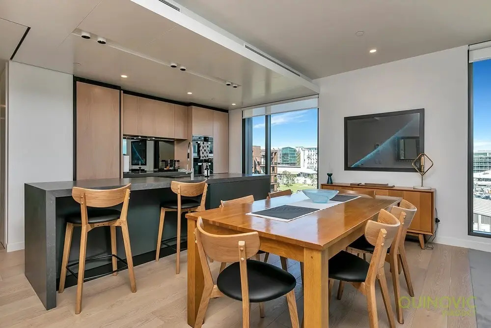 QV New Luxury Apt Tandem Carpark - 975