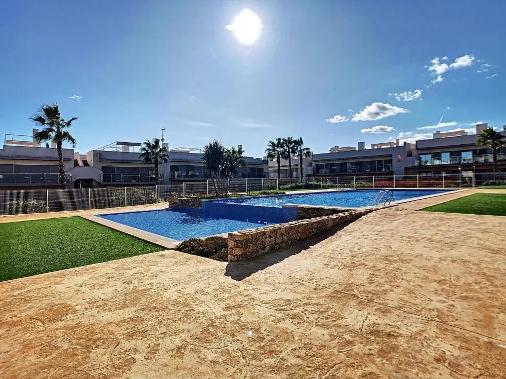 3077 Residencia AZAHAR GARDEN