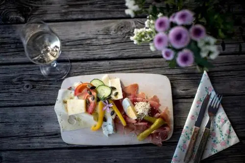 Gästezimmer & Buschenschank mit Weingut Hack-Gebell