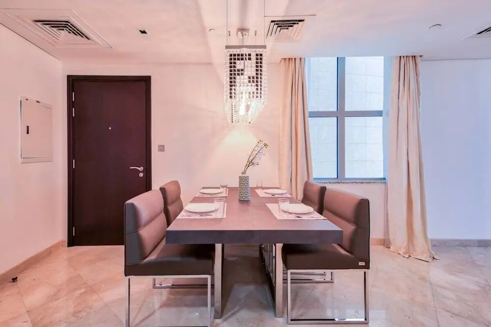 Luxury Apartment Steps Away From Everything!
