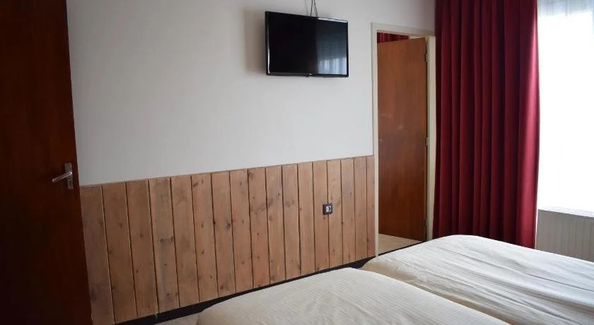 Hotel Rooms