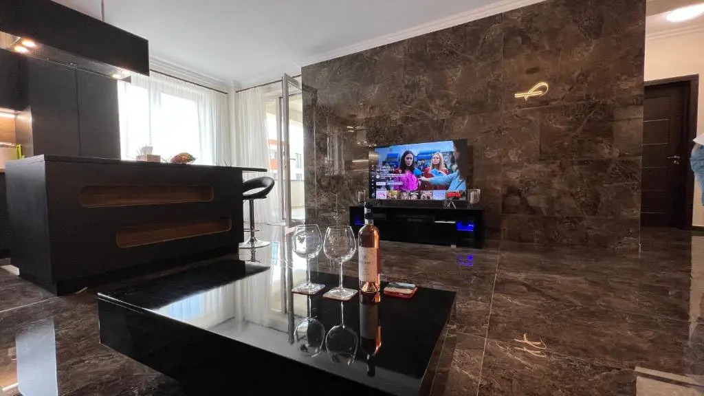 SirEka Residence