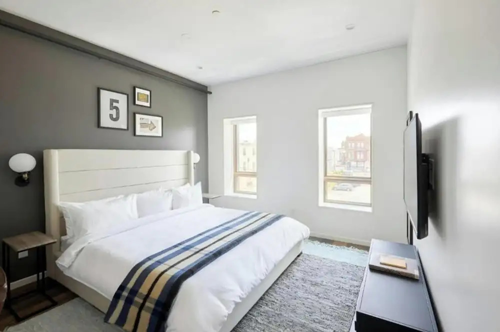 Sosuite at The Queen - Queen Village
