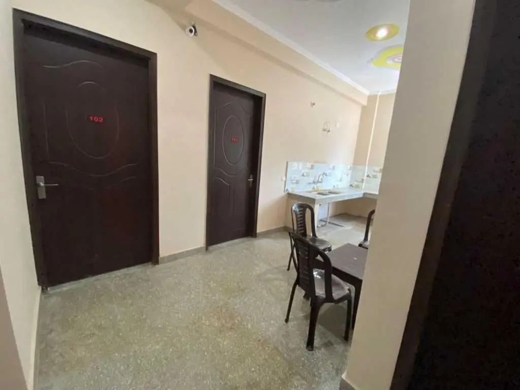 OYO Hotel Dahleez