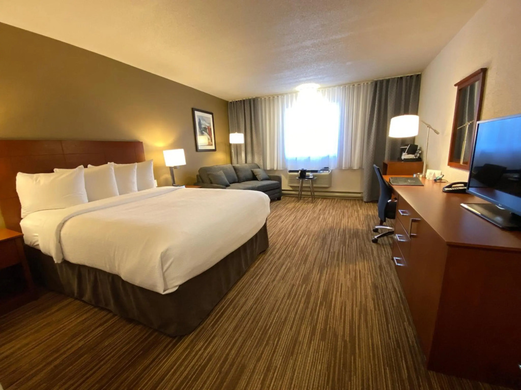 Quality Inn & Suites