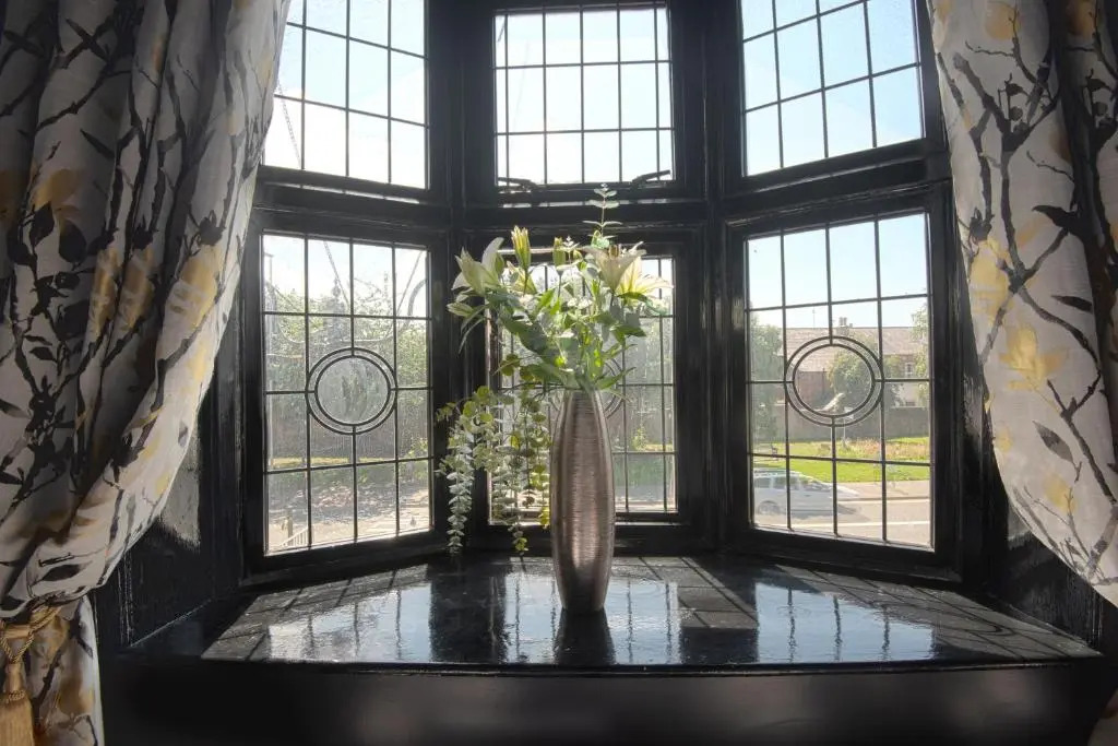 The Tudor Gathering - Events Groups - Up To 30 - Hot Tub