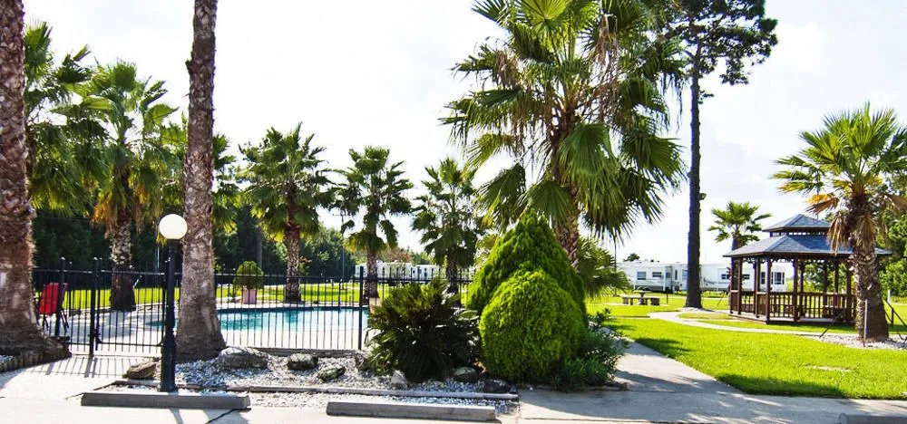 Winnie Inn Suites & RV Park