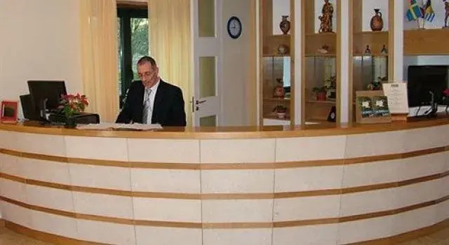 Emmaus Hotel