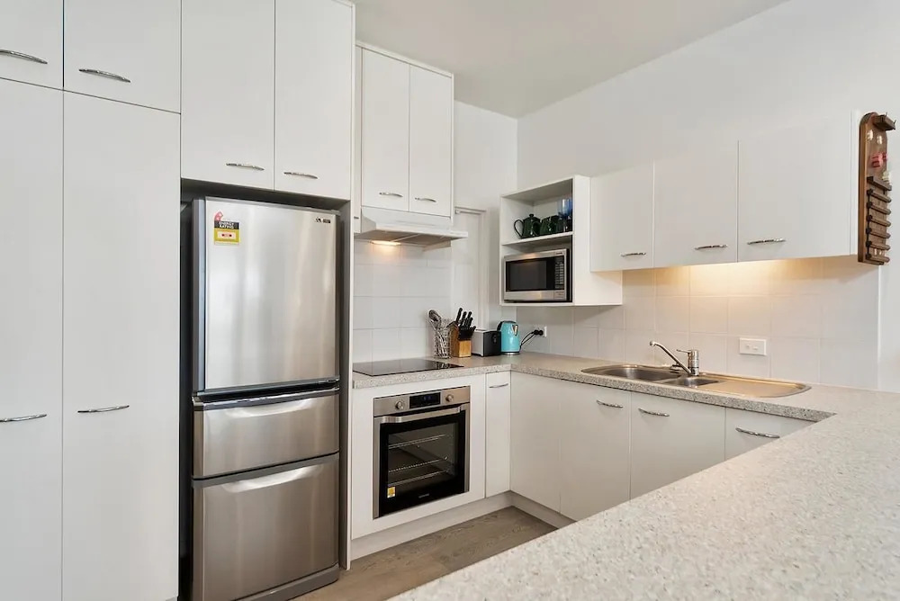 QV Quiet & sunny 2 Bedroom Apartment - 625