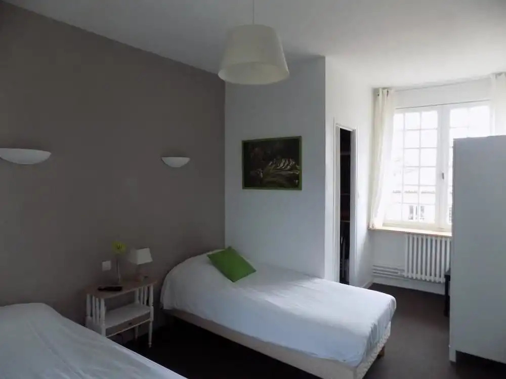 Hotel Les Vieux Acacias