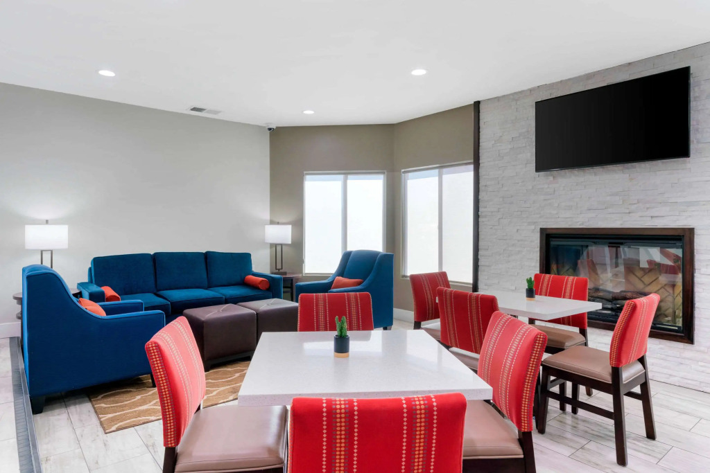 Antioch Inn and Suites