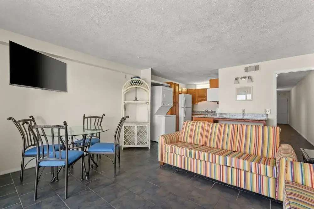 The Summit Unit 512