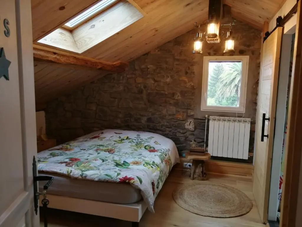 Chambres dhôtes "HOR DAGO" près de la gare dHendaye avec le petit-déjeuner