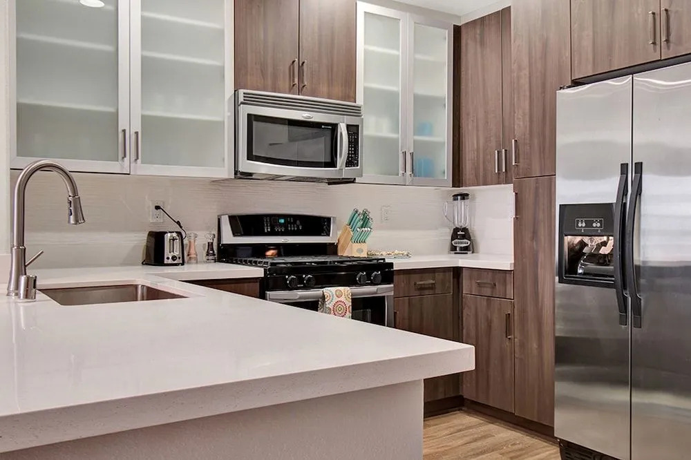 Corporate Suites near UCLA