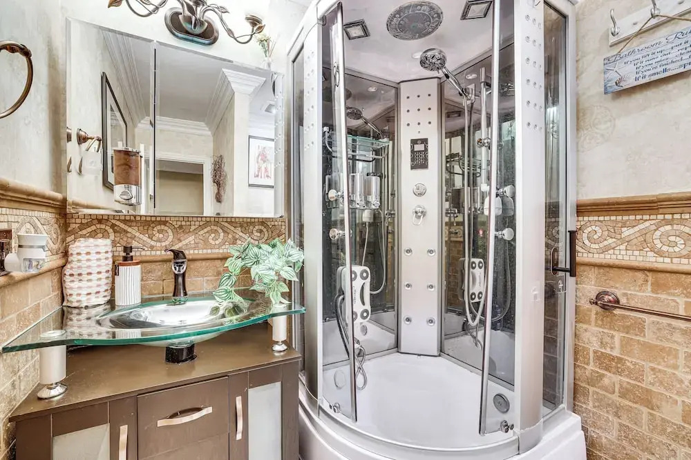 1-acre Las Vegas Getaway: Pool, Spa & Tennis Court