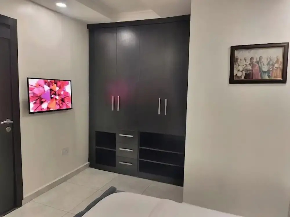 215 West Apartment