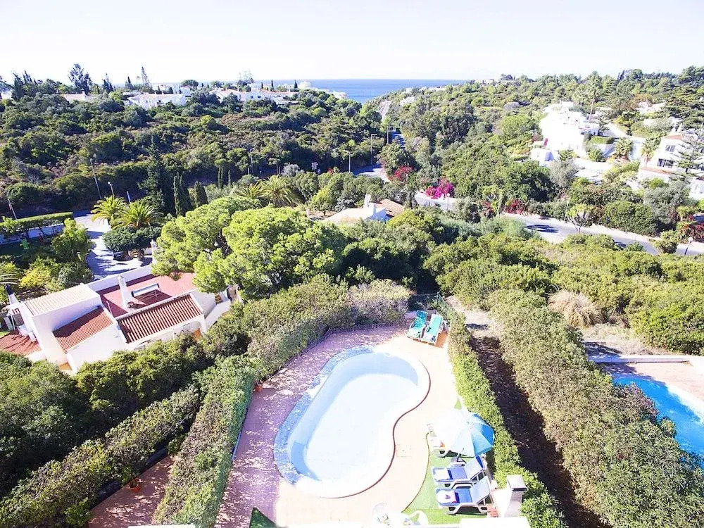 Villa Sunset - com piscina aquecível e jardim em Carvoeiro