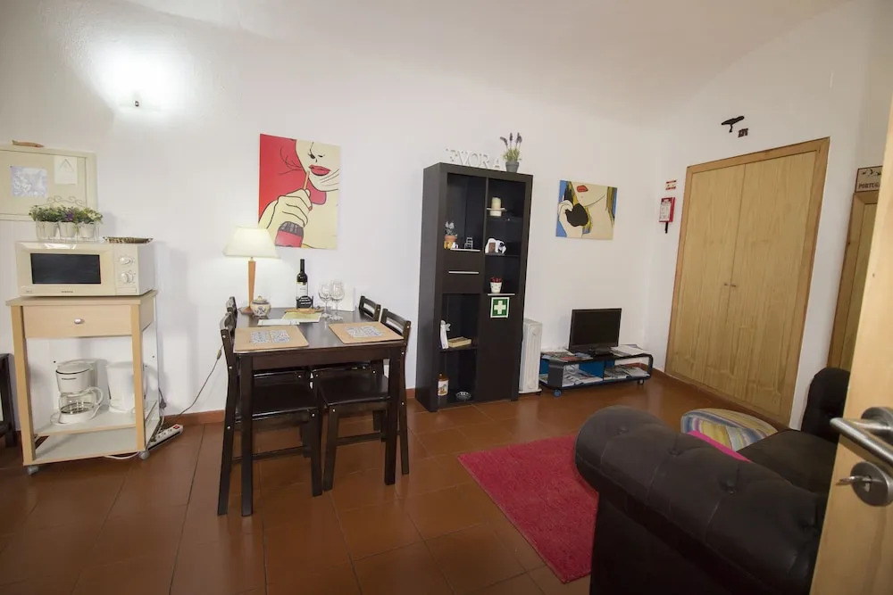 Comfy one Bedroom Apartment