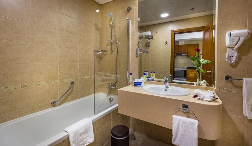 Roda Metha Suites