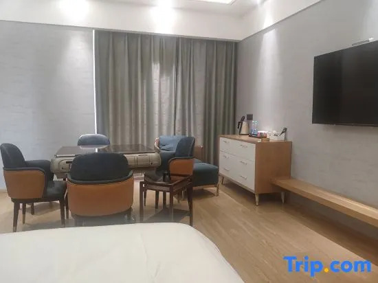 Weiyi Hotel