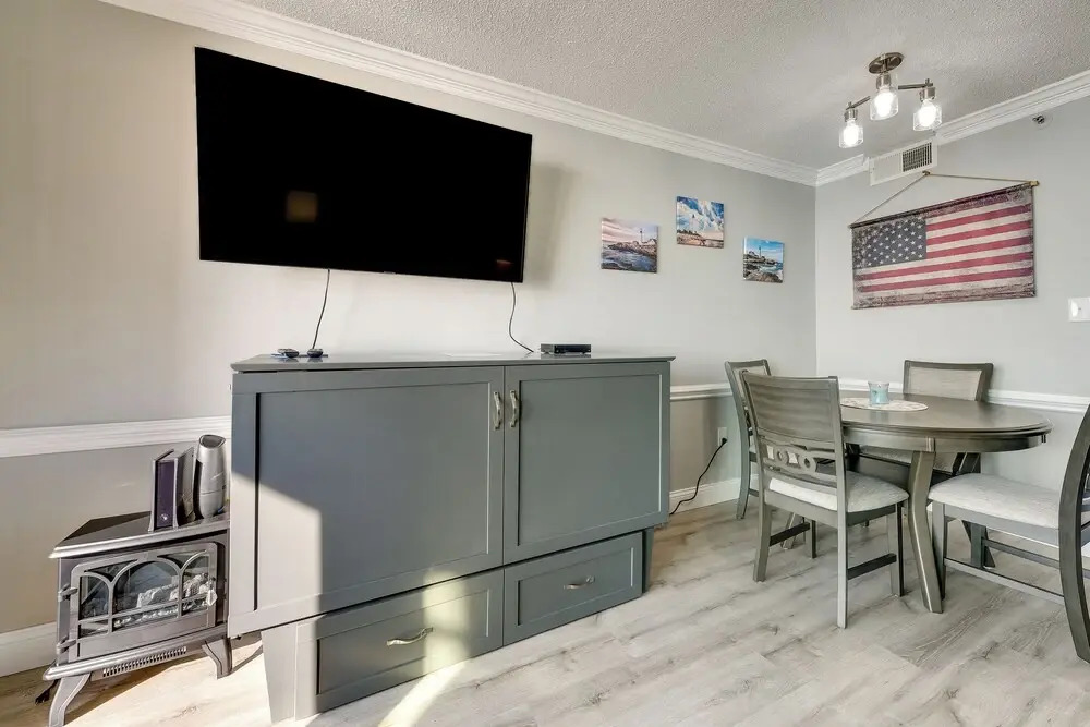 Pool Access: 8th-floor Condo on North Myrtle Beach